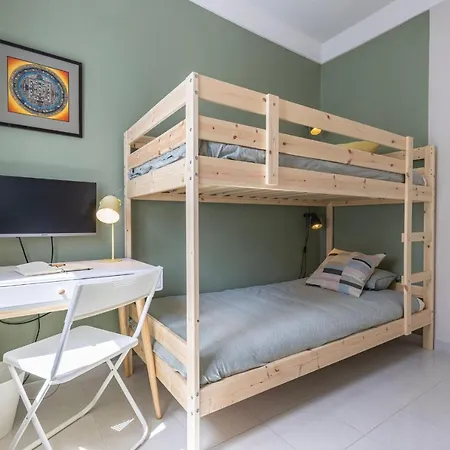 Lovely House In Aroeira By Lovelystay Hébergement de vacances Aroeira (Setubal)