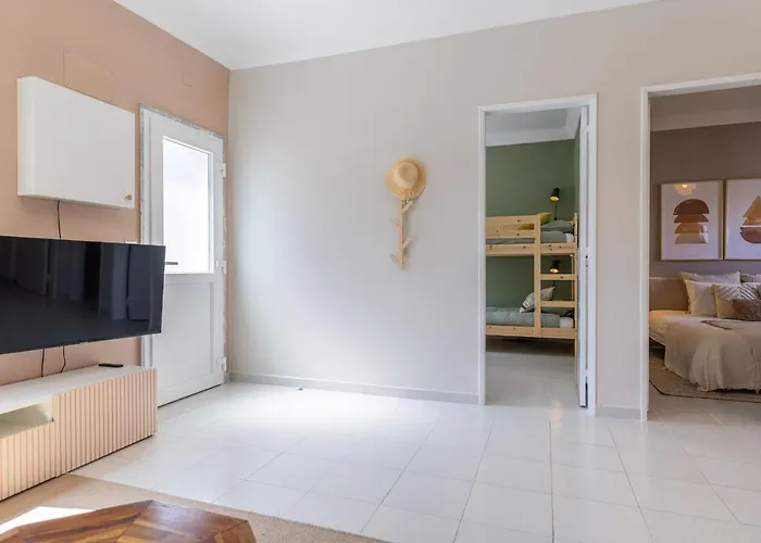 Lovely House In Aroeira By Lovelystay בית נופש *
