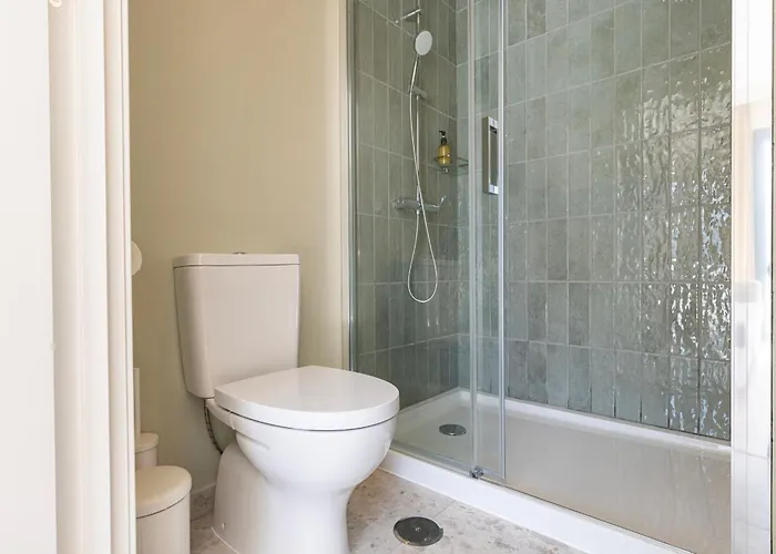 בית נופש Lovely House In Aroeira By Lovelystay